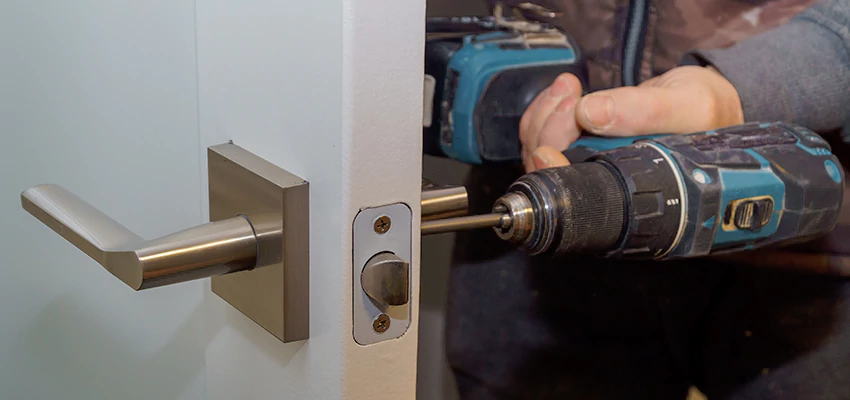 Broken Door Handle Lock Repair in Williams, California